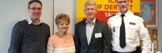 V.l.: Fachlehrer Markus Bähr, Sicherheitsberaterin für Senioren Rosemarie Sprungk, Polizeidirektor i.R. Jürgen Moog und Polizeihauptkommissar Jörg Zollmann